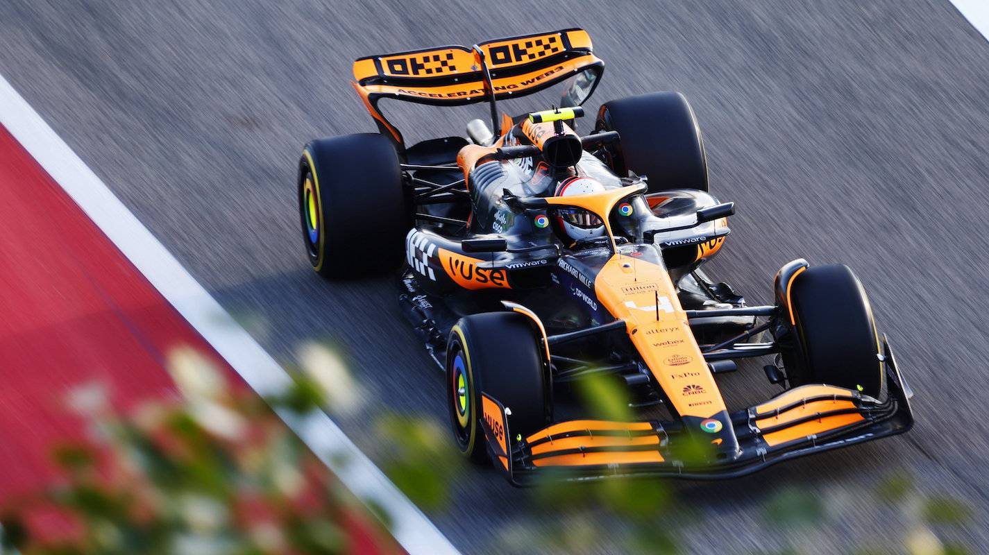 开云体育2026-阿斯顿马丁逆转迈凯伦，塞恩斯统治全场