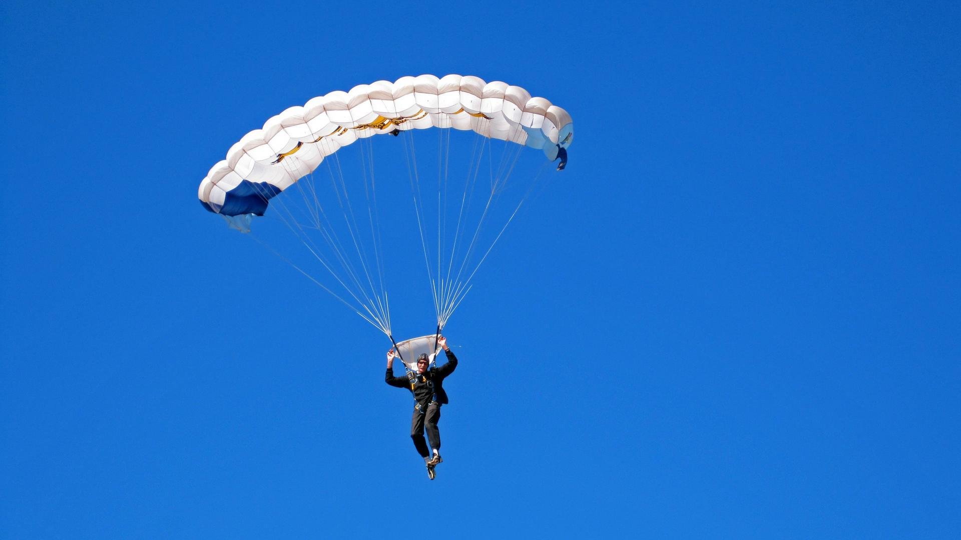 开云体育下载-范弗利特,从落选秀到关键先生,他用一记三分碾碎了鹈鹕的骄傲 第2张 开云体育下载-范弗利特,从落选秀到关键先生,他用一记三分碾碎了鹈鹕的骄傲 第2张