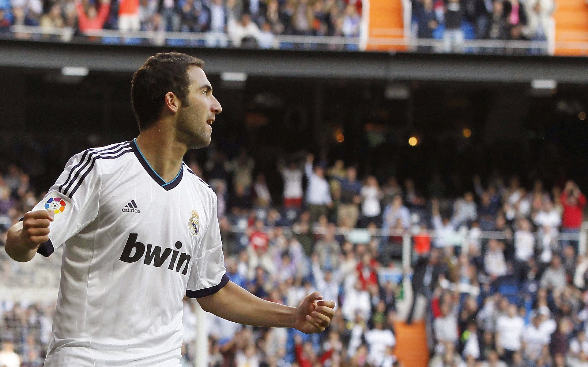 开云体育下载-凯恩的季后赛,当足球杀手闯入NBA之夜 第2张 开云体育下载-凯恩的季后赛,当足球杀手闯入NBA之夜 第2张